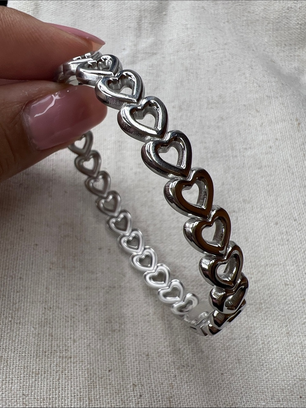 PVD Oval Stainless Steel Silver Heart Link Bangle- NWOT
